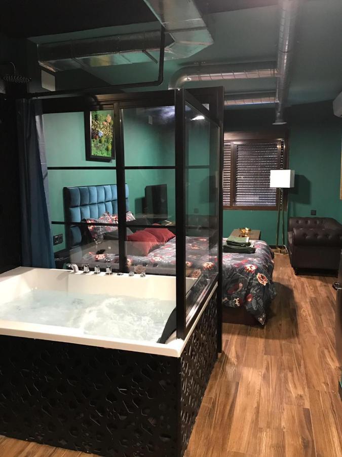 Appartement Triana Jacuzzi *